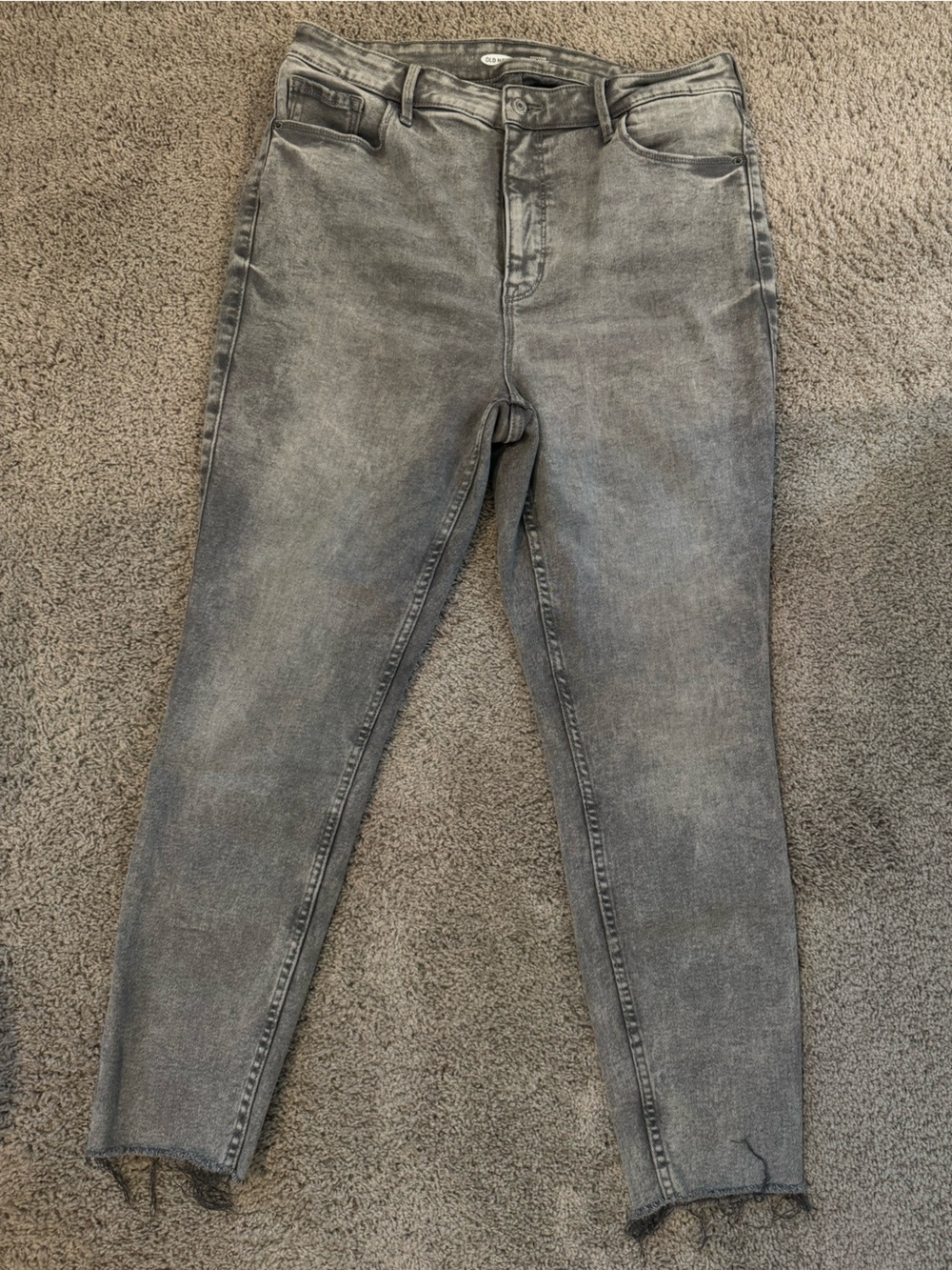 Old Navy Rockstar Super Skinny Extra High Rise Gray Washed Jeans